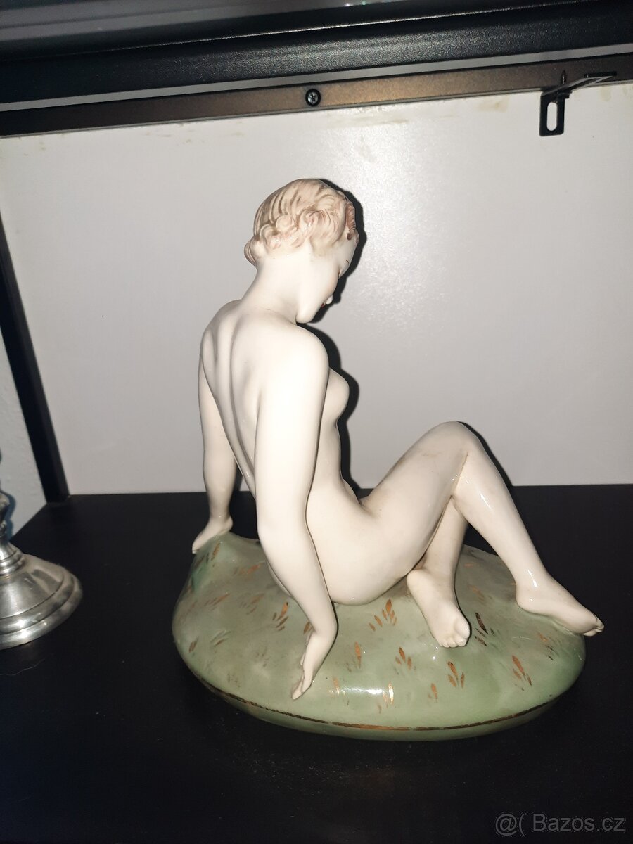 Velký porcelánový akt Royal Dux A.DECO A JINÉ STAROŽITNOSTI - 4