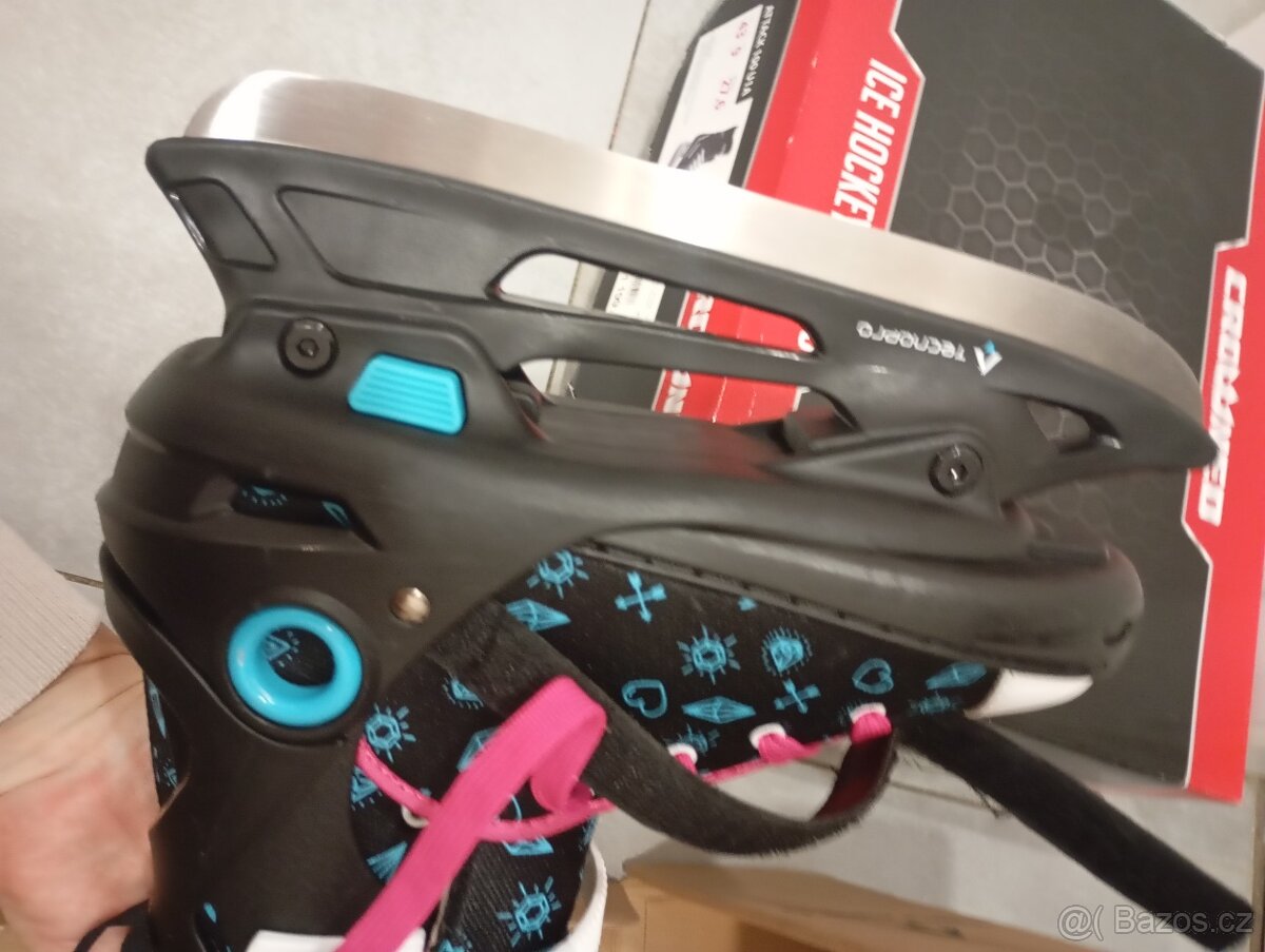 Dívčí zimní brusle - 4