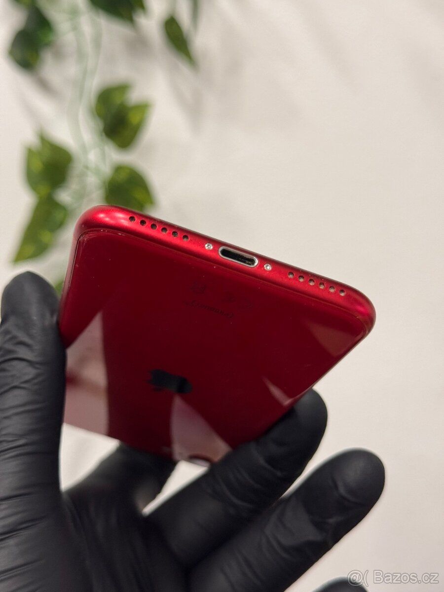 iPhone SE (2020) 64GB - 95% baterie, DPH - 4