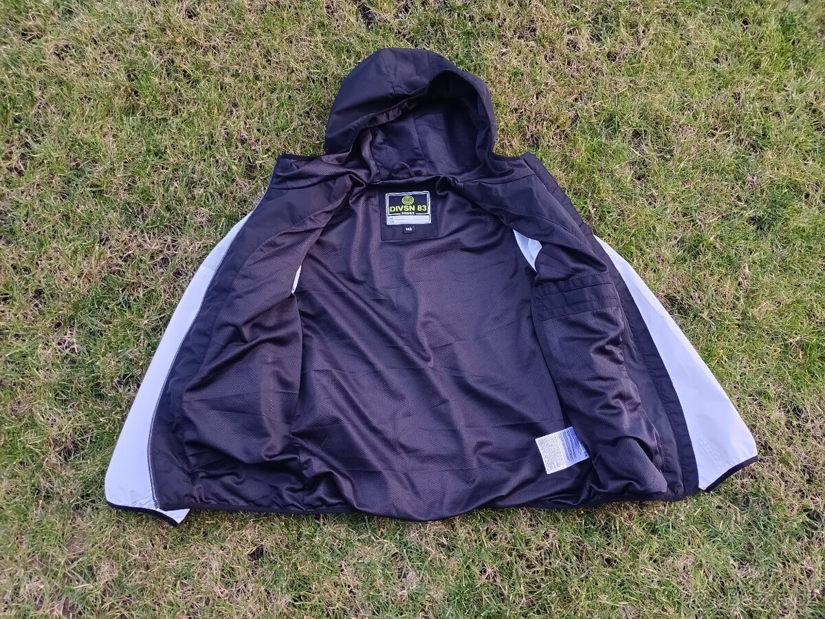 Chlapecká bunda C&A vel. 140 - 4