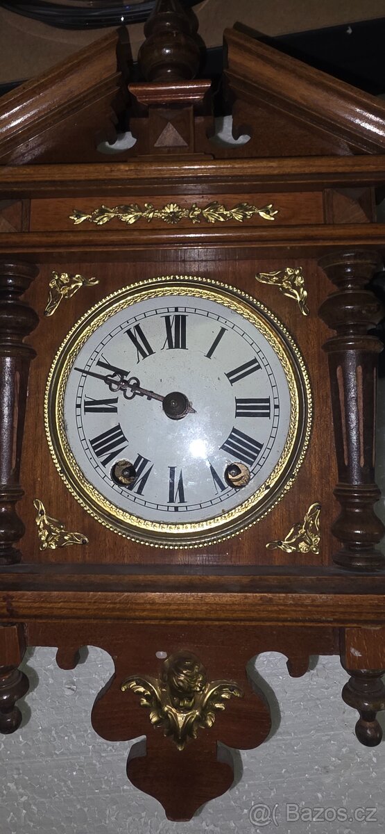 Staré nástěnné hodiny - 4