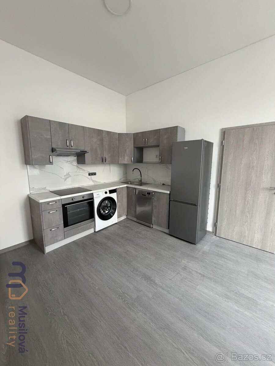 Pronájem bytu 1kk 30 m2 - 4