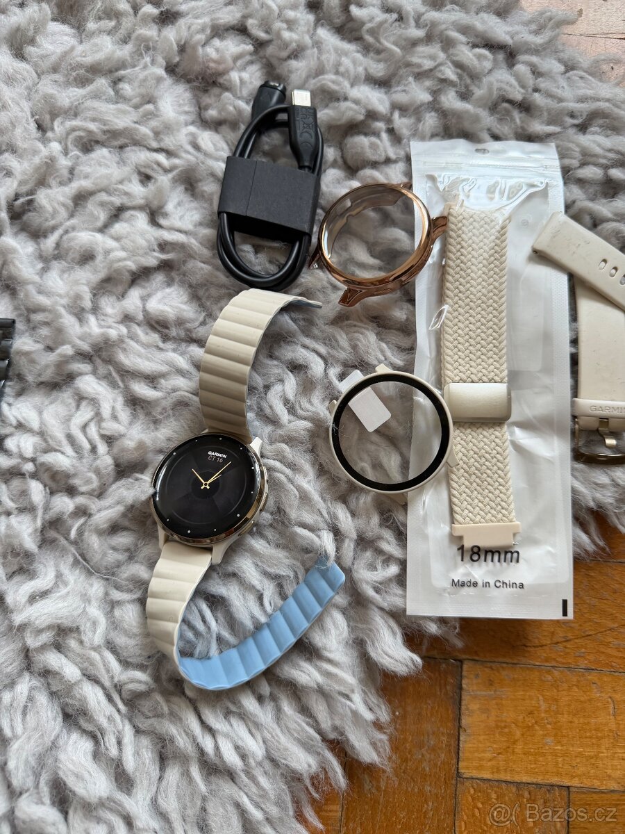 Garmin Venu 3S – bílá/krémová, výborný stav + příslušenství - 4