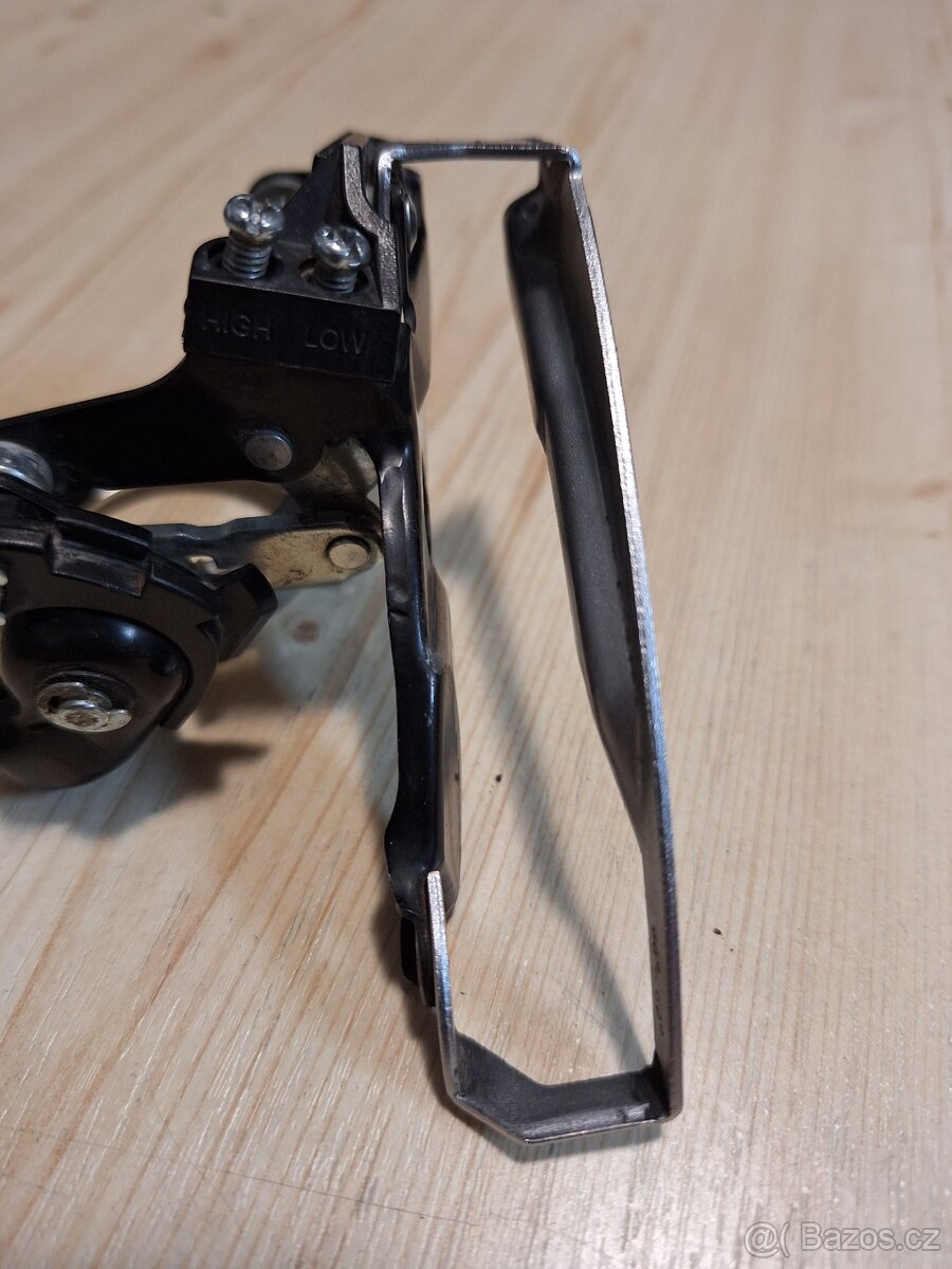 Presmykac Shimano Tourney FD-TY50 - 4