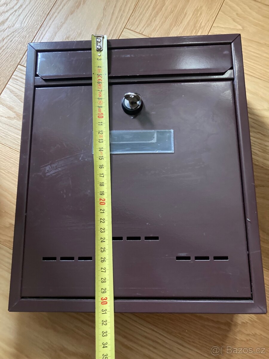 Poštovní schránka - 4