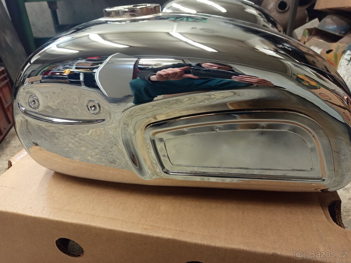 Nádrže Jawa - chrom - 4