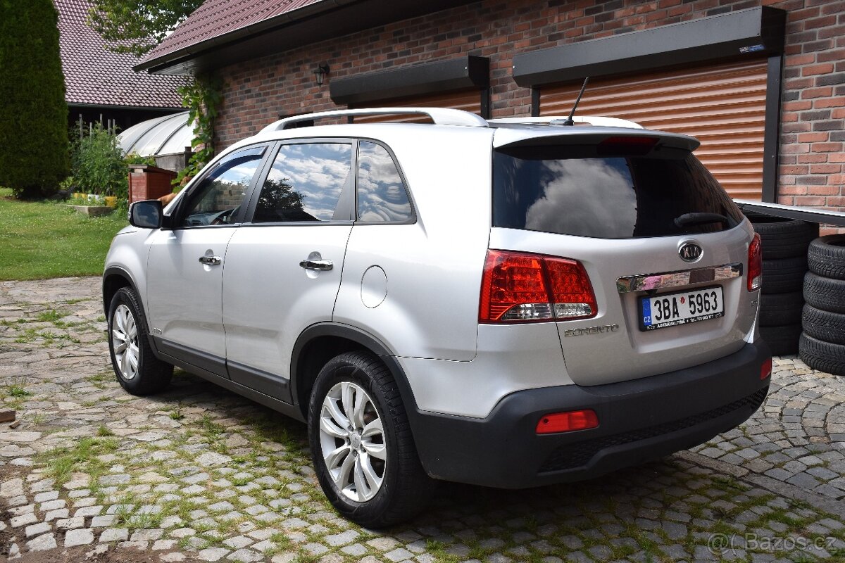 Kia Sorento 2.2 CRDI 145kw automat 4x2 7míst 2013 - 4