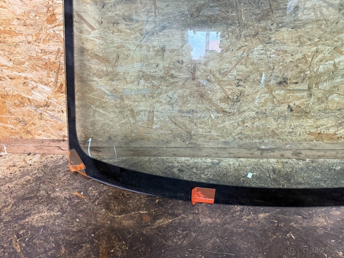 ČELNÍ OKNO AUDI A8 D3 NORDGLASS - NOVÉ - 4