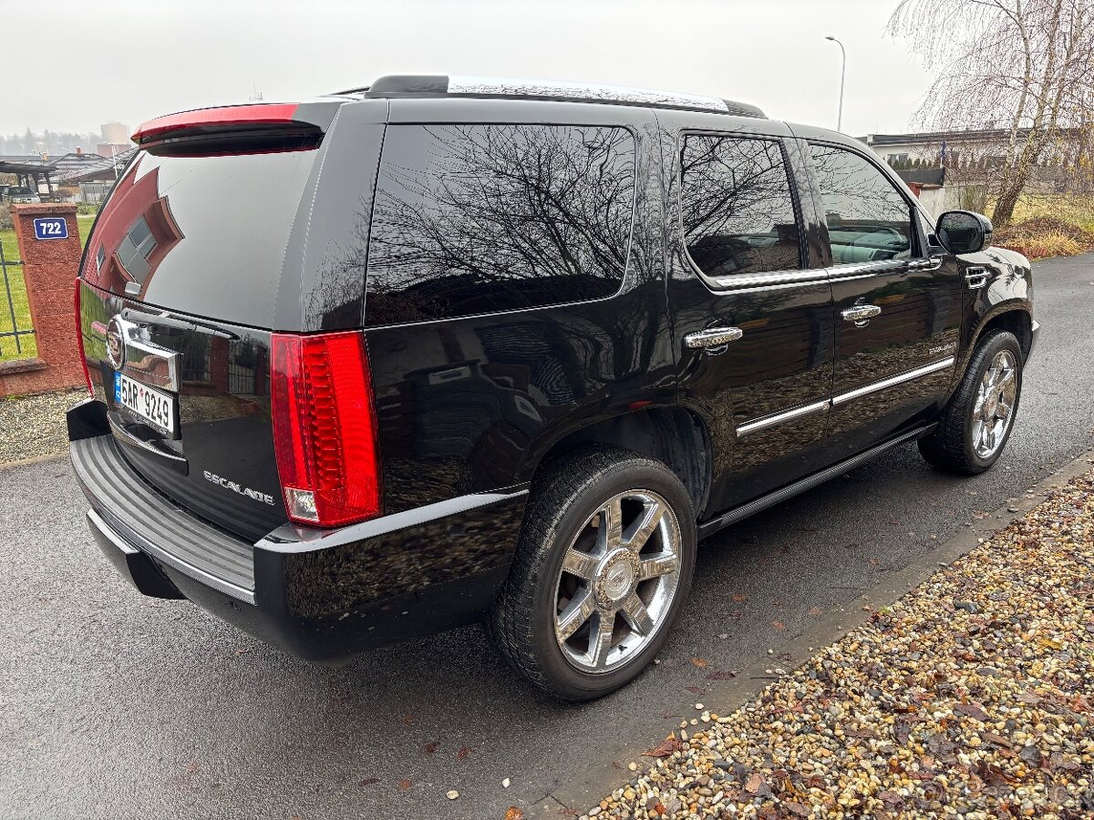 Cadillac Escalade 6.2 V8 Top Stav - 4
