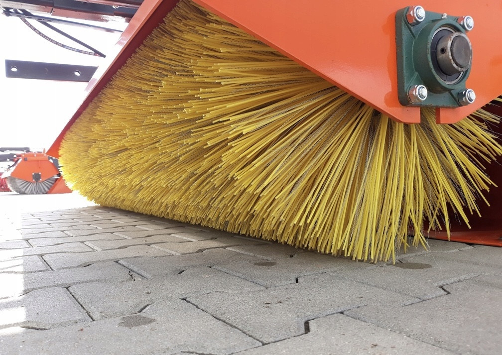 Zametací stroj na silnice - 4