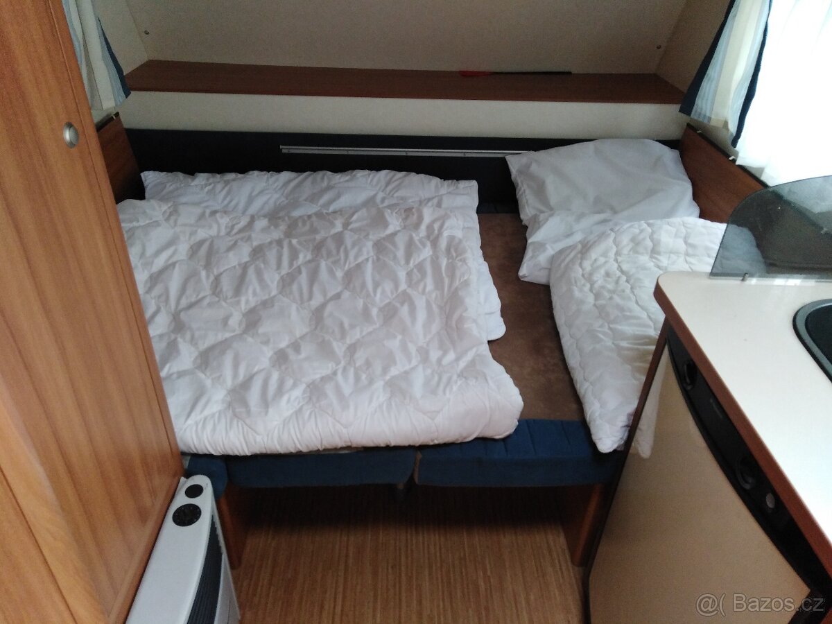 Karavan Weinsberg 400 LK, r.v. 2012 - 4