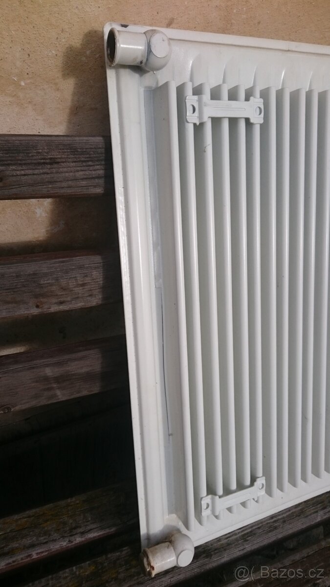Deskové radiátory - 4
