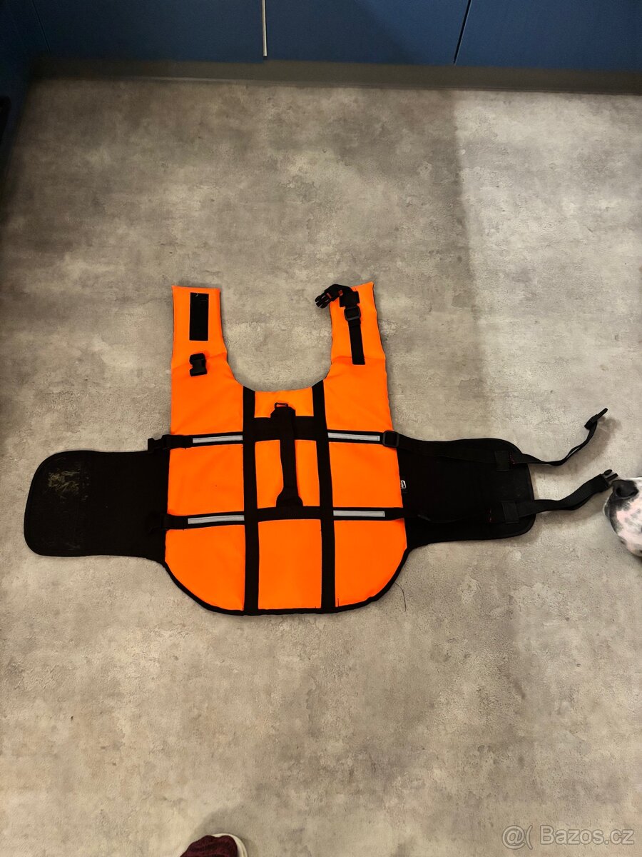 Plovací vesty na psi - 4