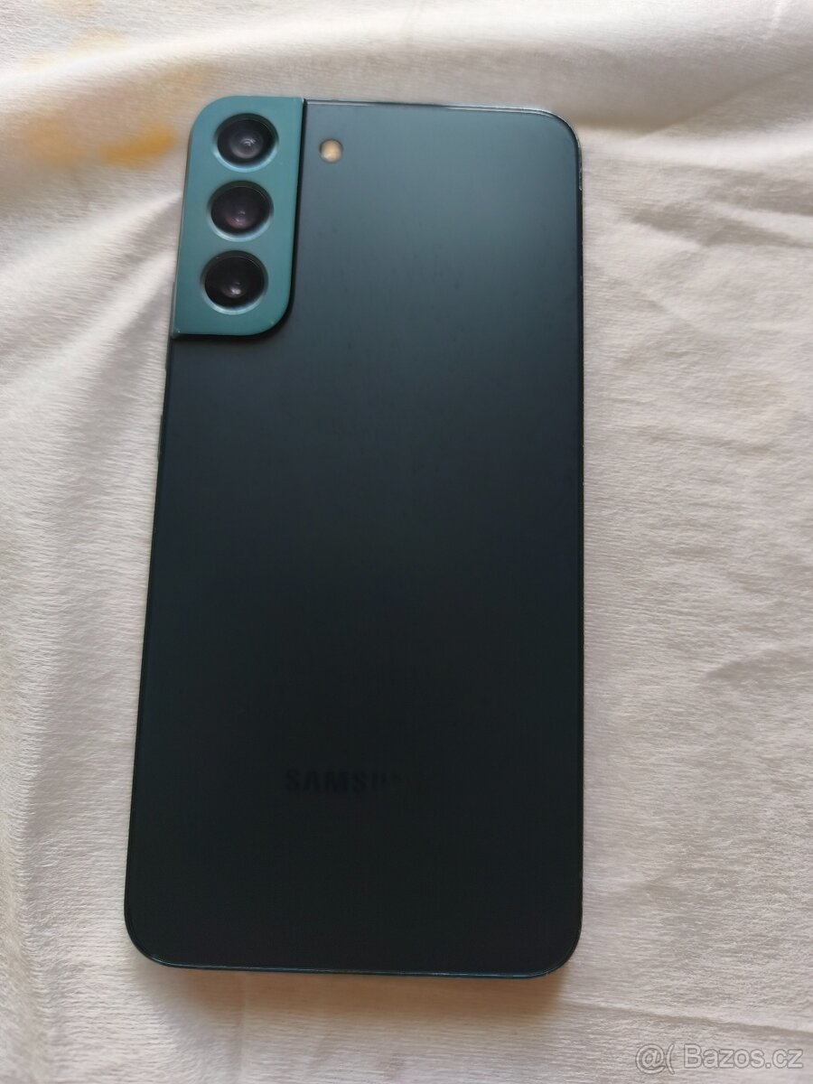Samsung s22+ (8gb/256gb) - 4