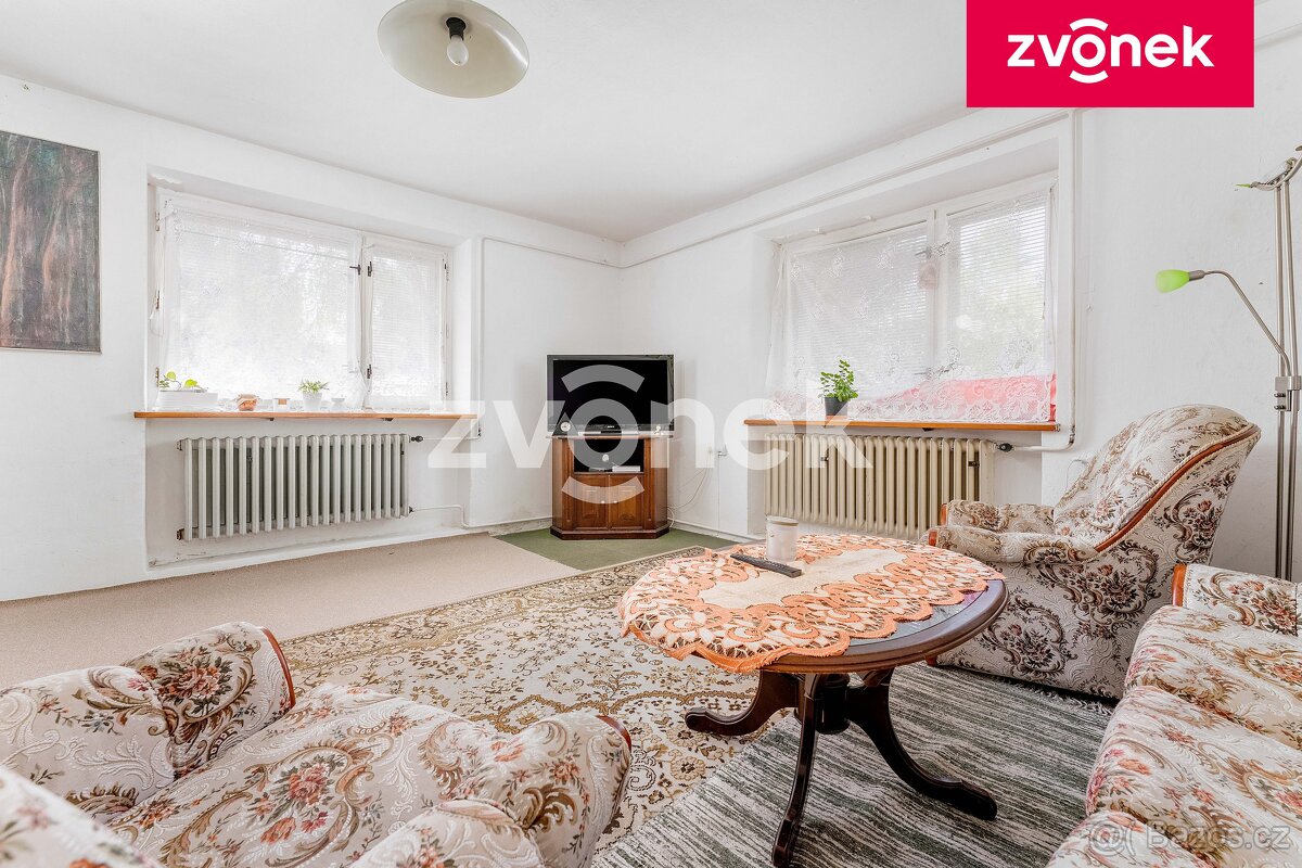 RD v centru obce Zádveřice - 4