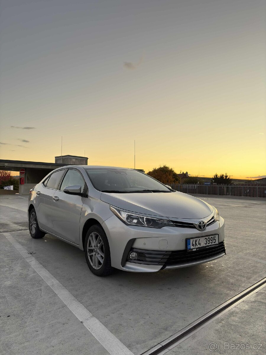 Toyota Corolla 1.6 i, 97kw - 4