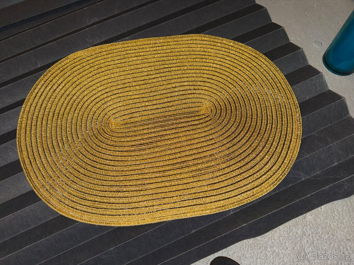 Zlate prostirani 4ks Tchibo - 4