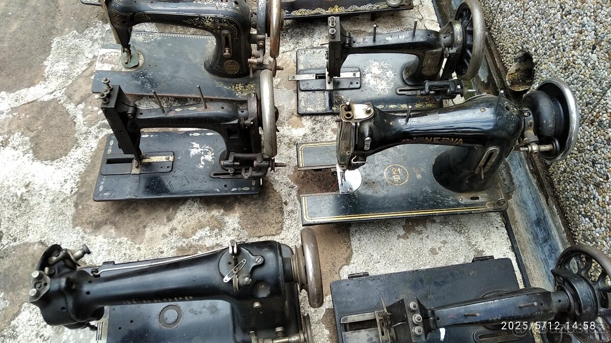 sbírka šicích strojů - 4