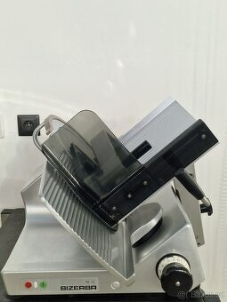 Manuální Nářezák - 4