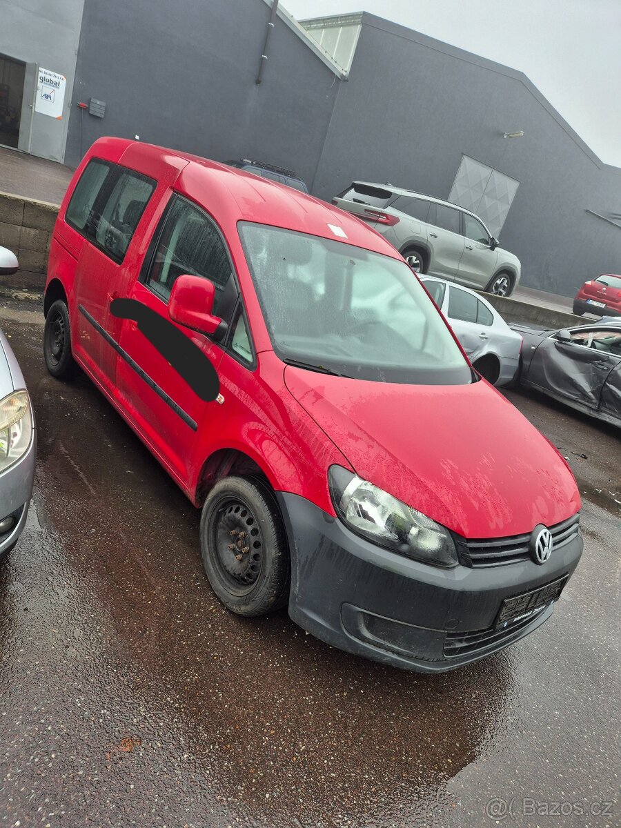 Vw Caddy 2010 + náhradní díly - 4
