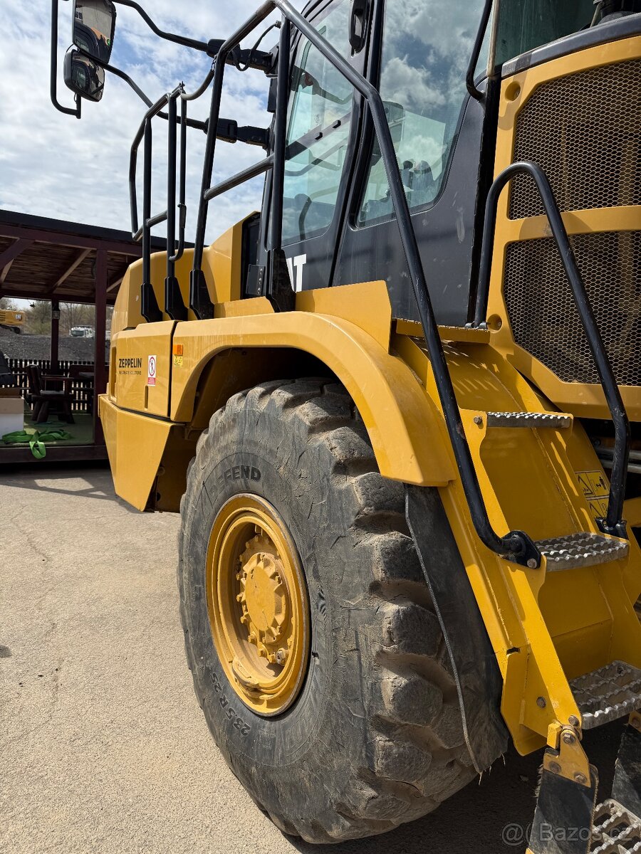 CAT- Caterpillar 730 DEMPR TOP Stav a na SPZ - 4