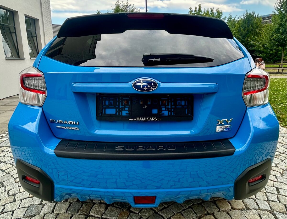 Subaru XV 2.0D 4x4 MANUÁL XENON-KAMERA-VÝHŘEV-SERVISKA-2017 - 4