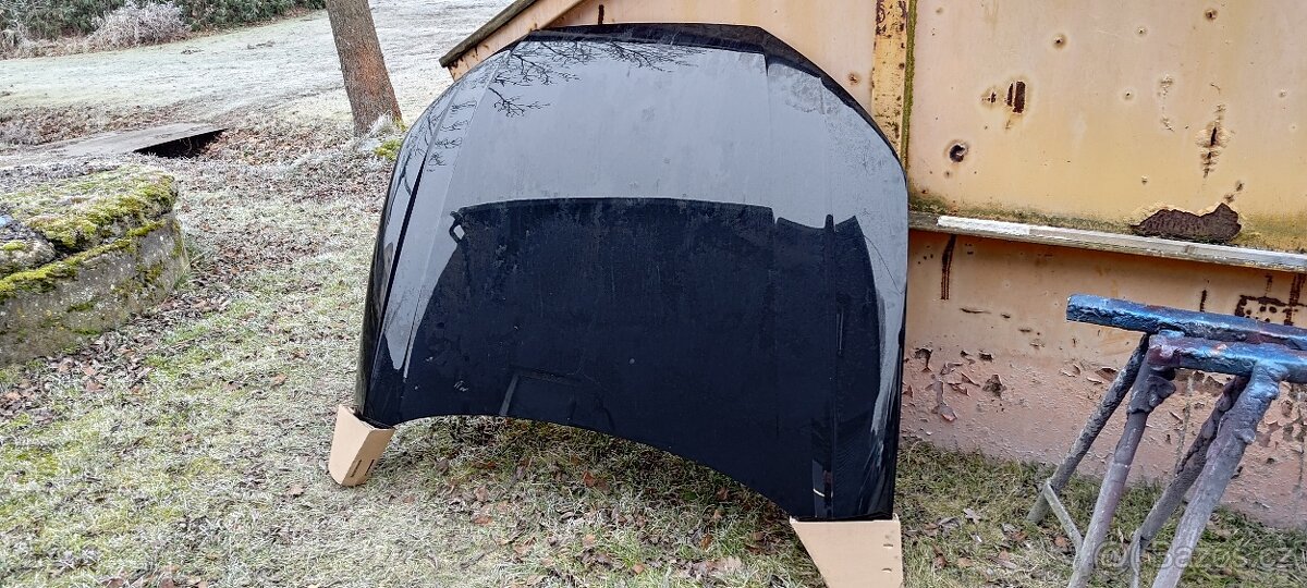 Přední kapota Audi A4 b9 - 4