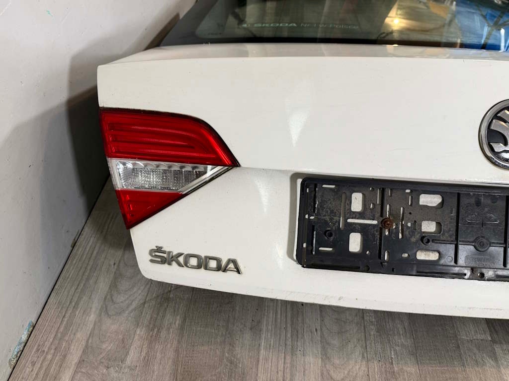 ŠKODA SUPERB 2 LIFT zadní víko LIFTBACK / SEDAN - LF9E - 4