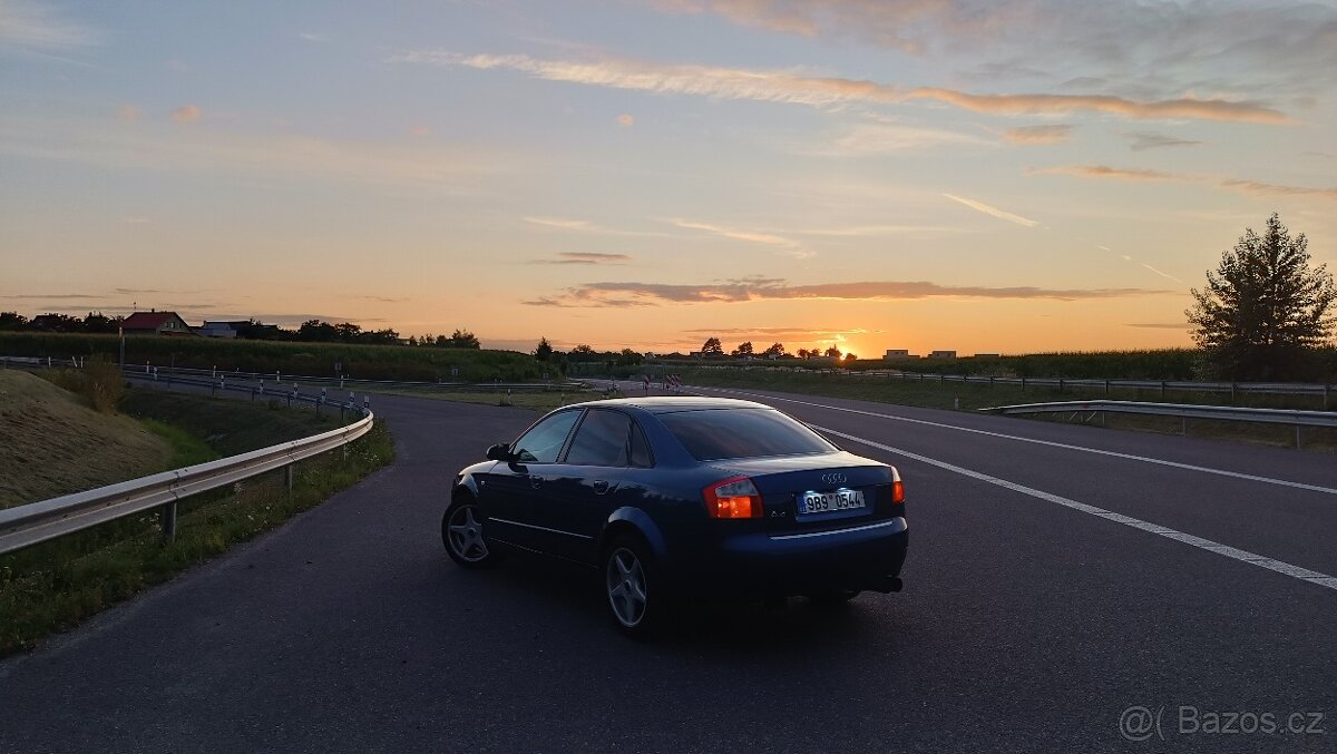 AUDI A4 B6 2.0 (96 kW) - 4