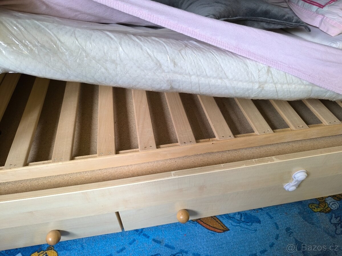 Dětská postýlka (pro kojence ale i větší dítě) - 4
