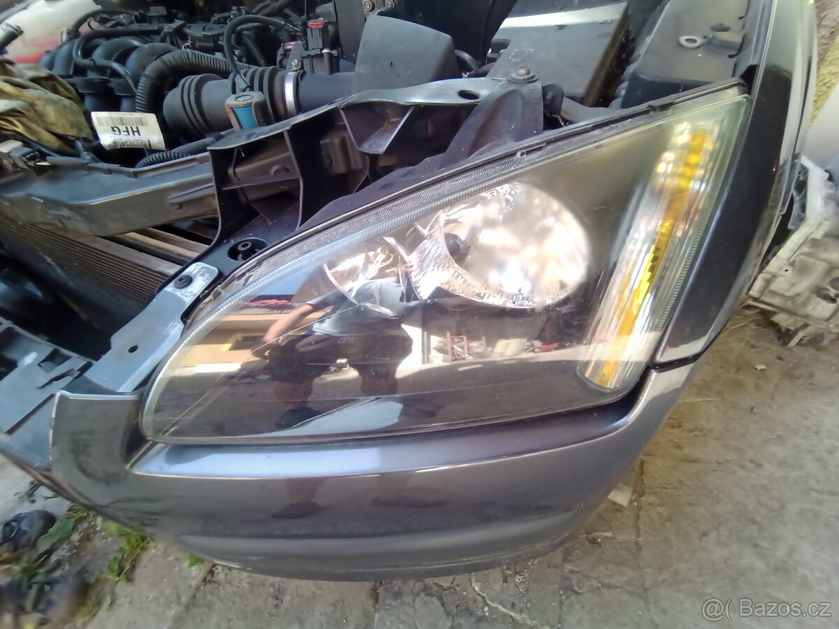 Focus 2006 1.6 16v 3 dveřové kupé HXDA 85 kw - 4