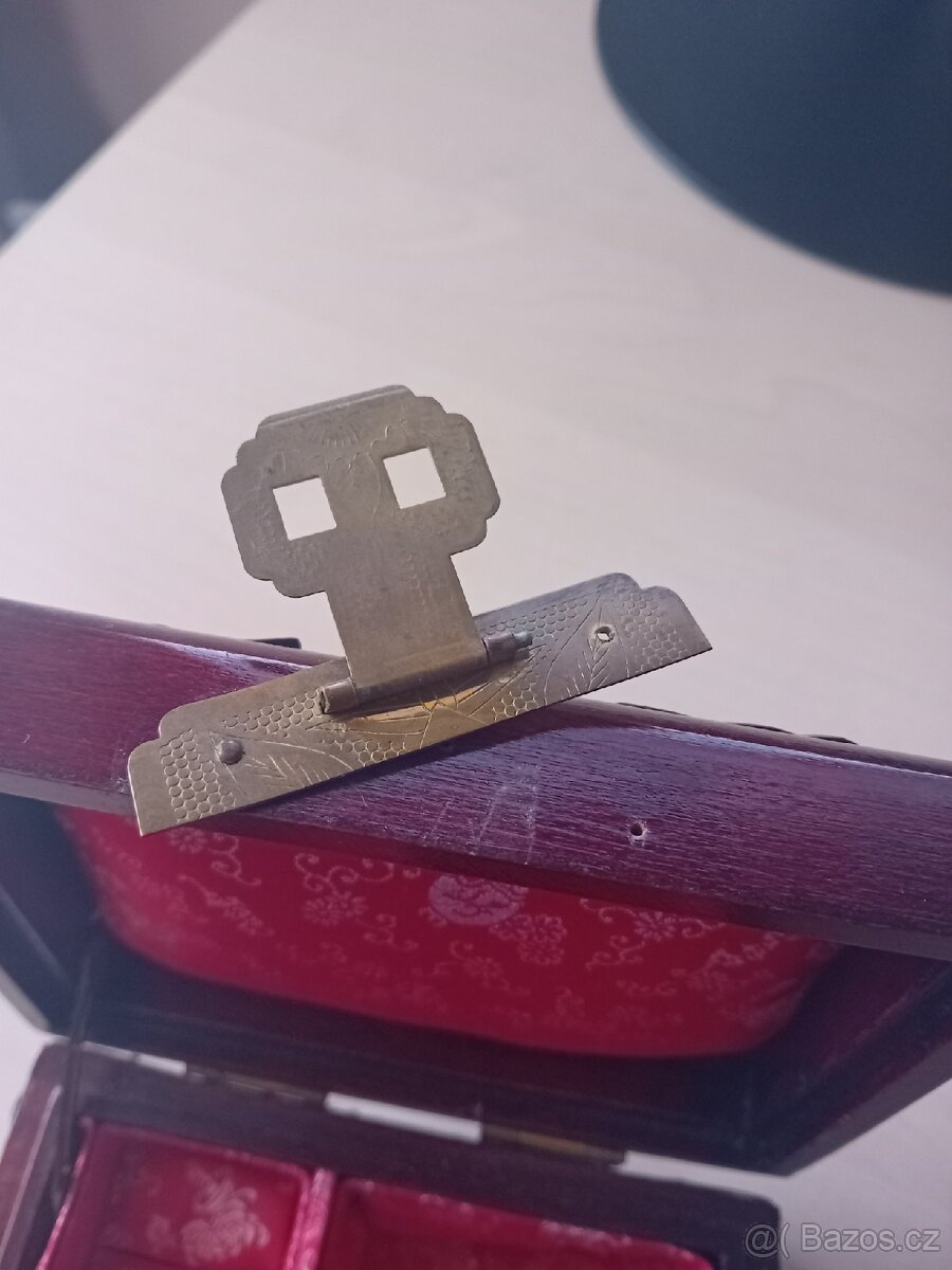 Drevena truhlicka, - 4