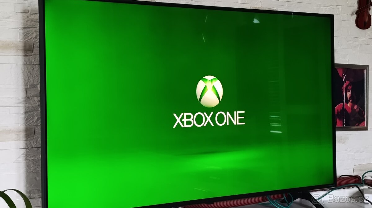 Xbox one S 500GB + 2 Controller - 4