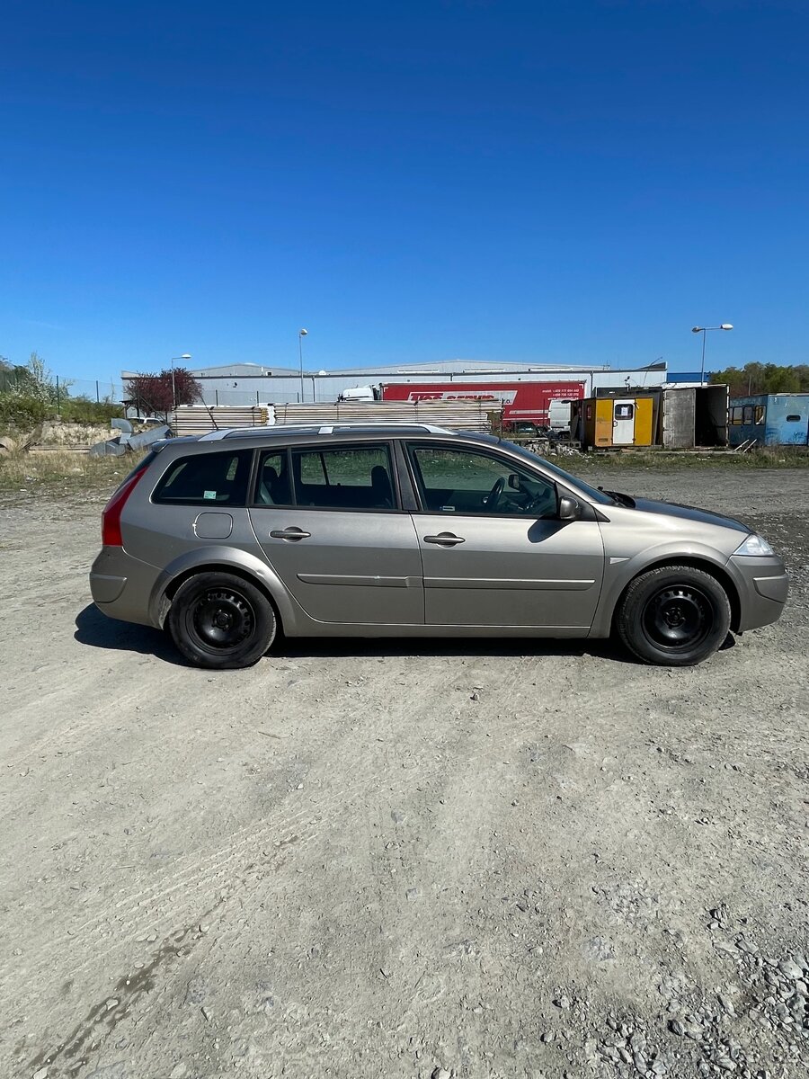 Renault Megane II - 4