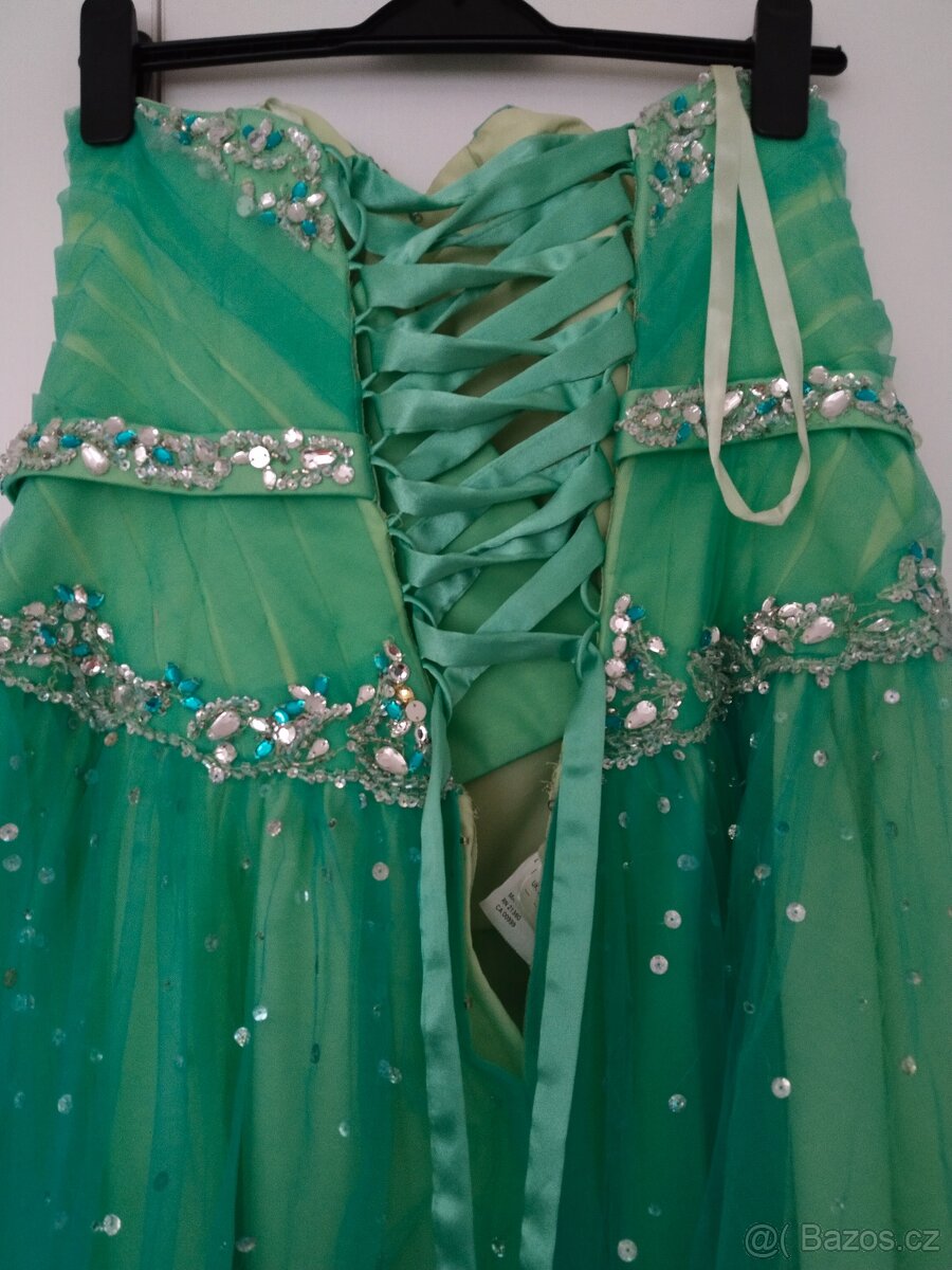 Zelené plesové/maturitní šaty - 4