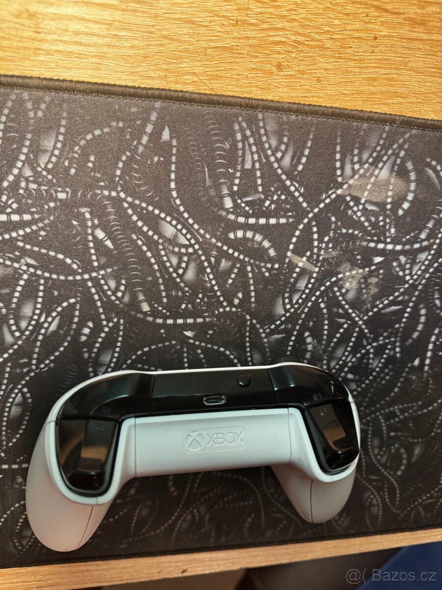 Xbox one ovladač - 4