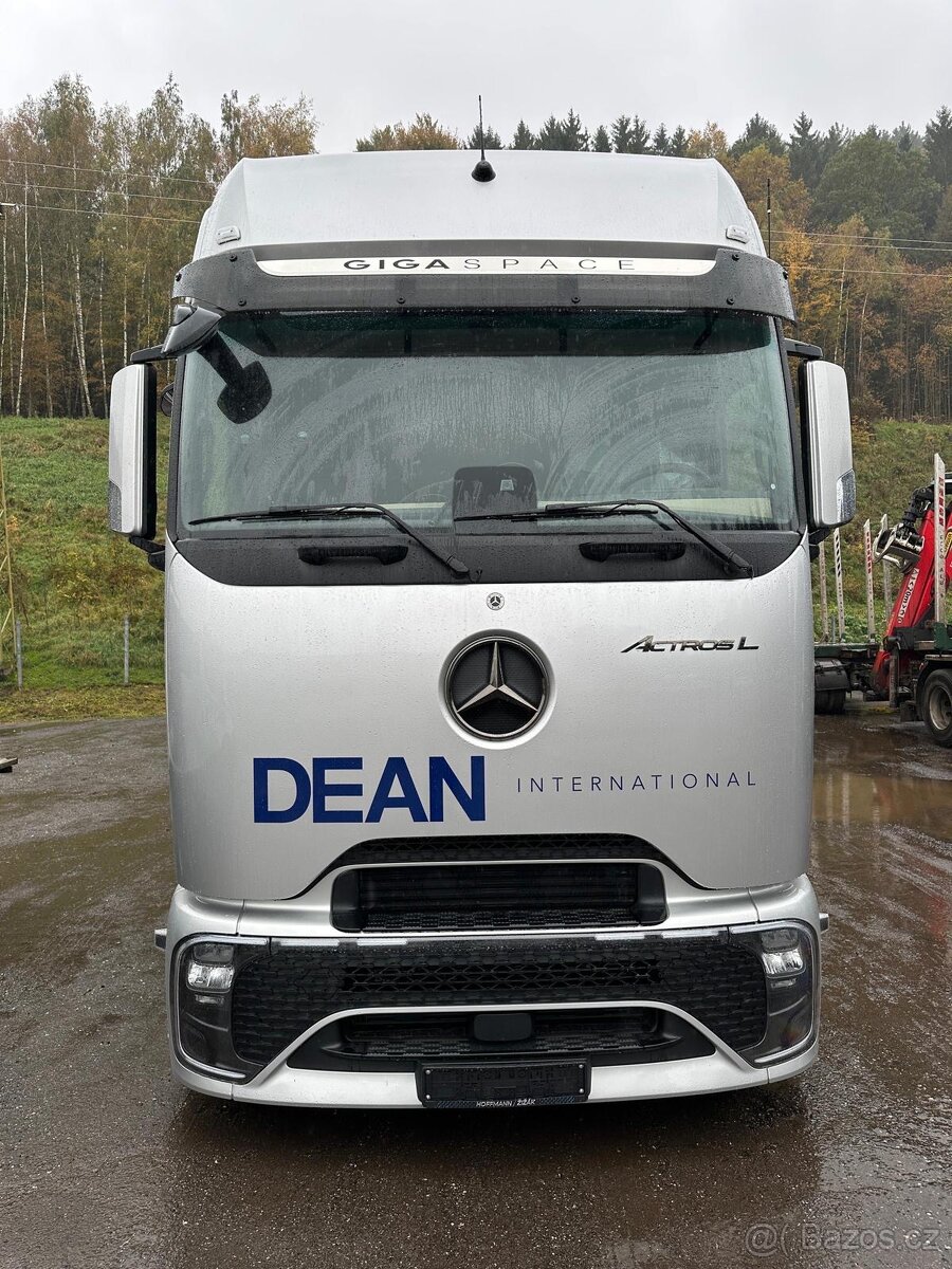 Ridič kamionu MKD,nove soupravy - 4