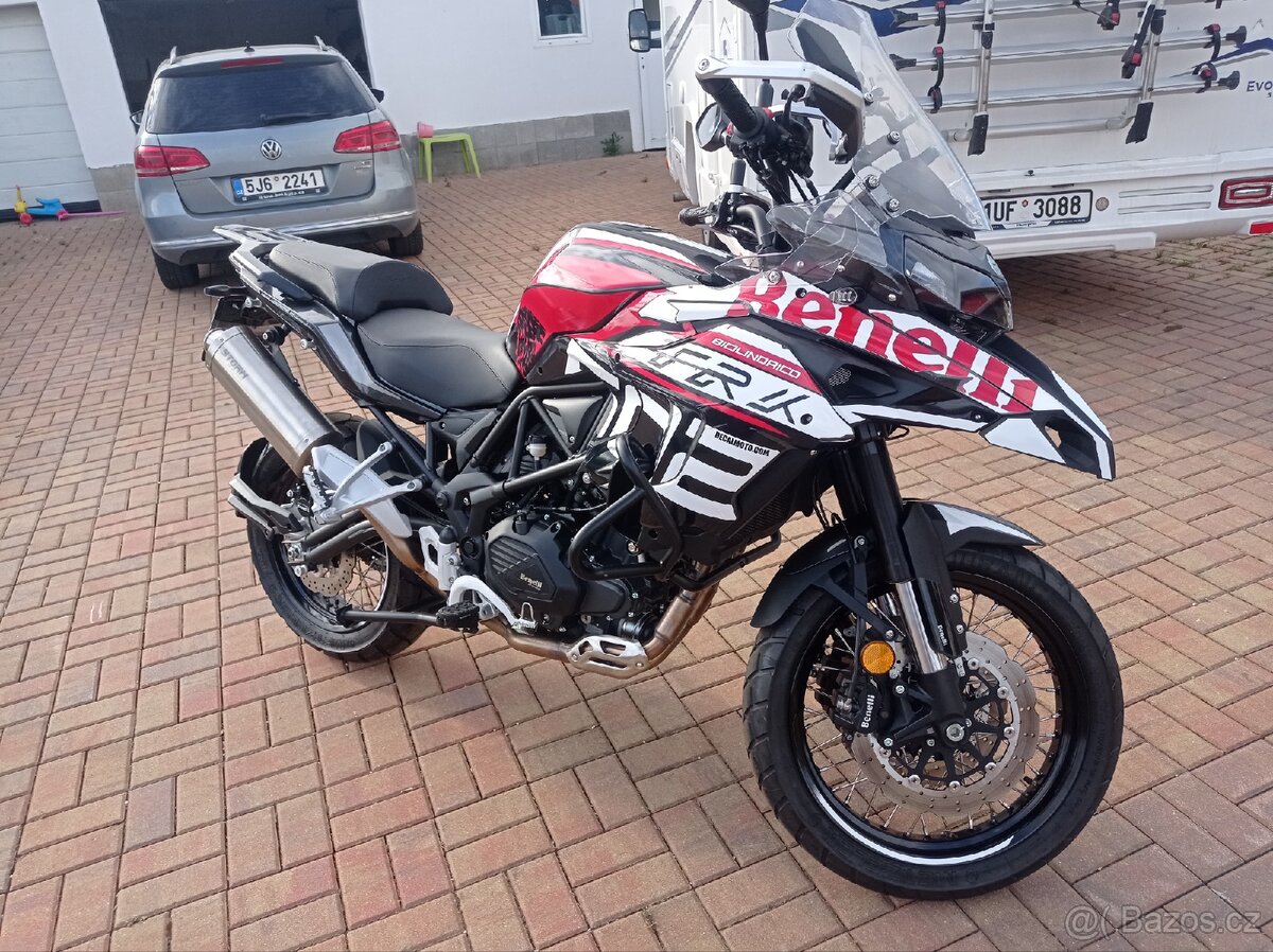 Benelli TRK 500 x - 4