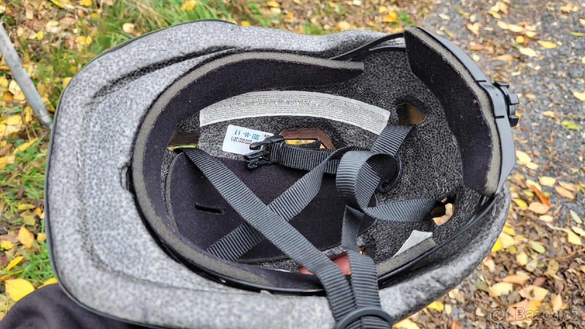 Dětská cyklistická helma - 4