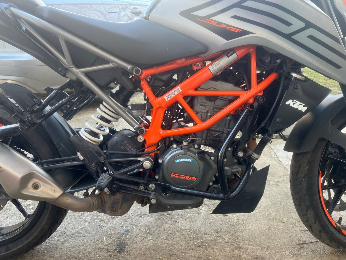 KTM Duke 125 - 4