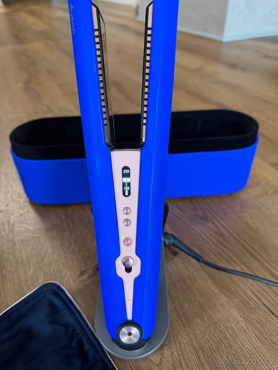 Žehlička na vlasy Dyson - 4