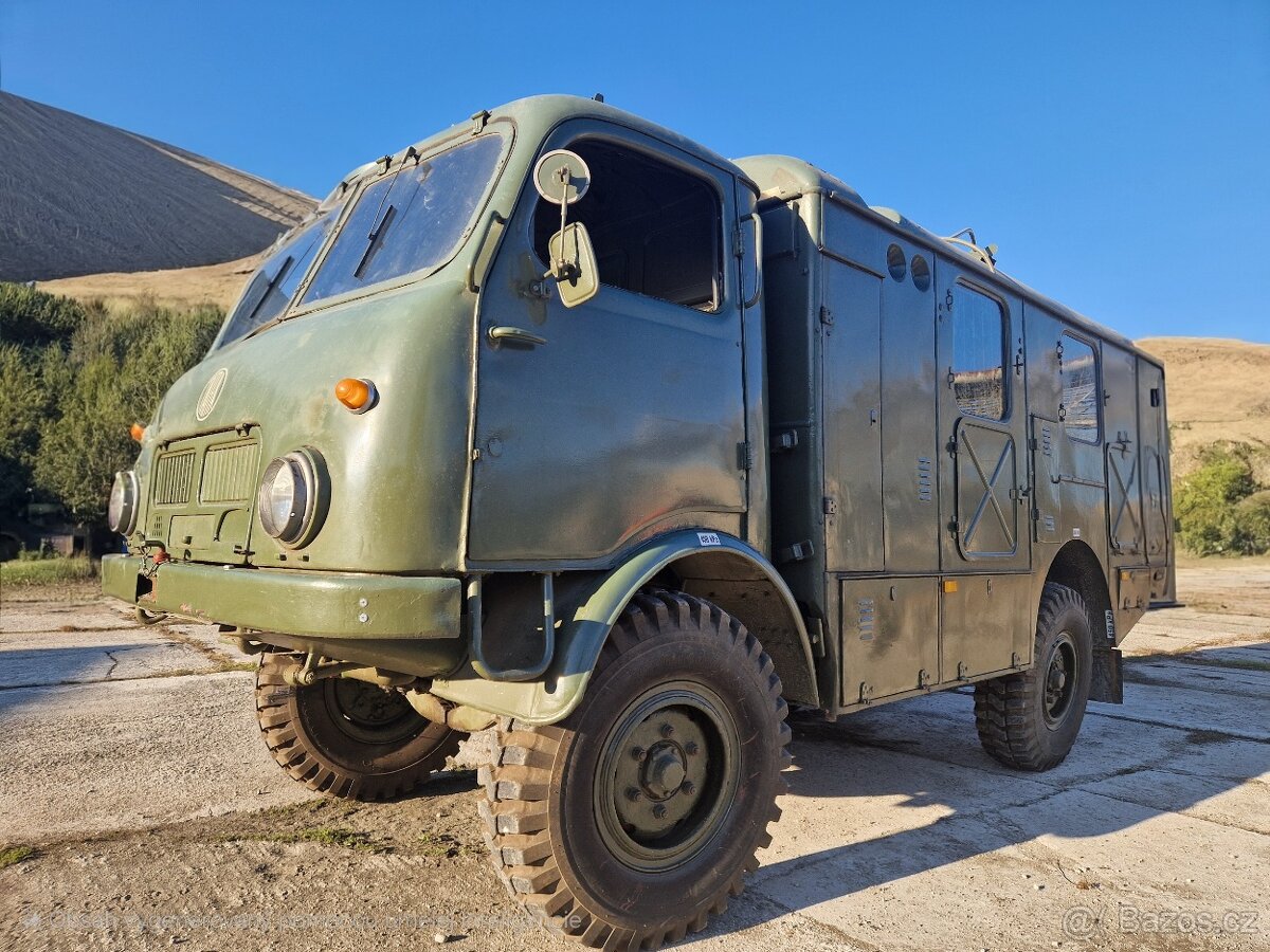 Tatra 805 - 4