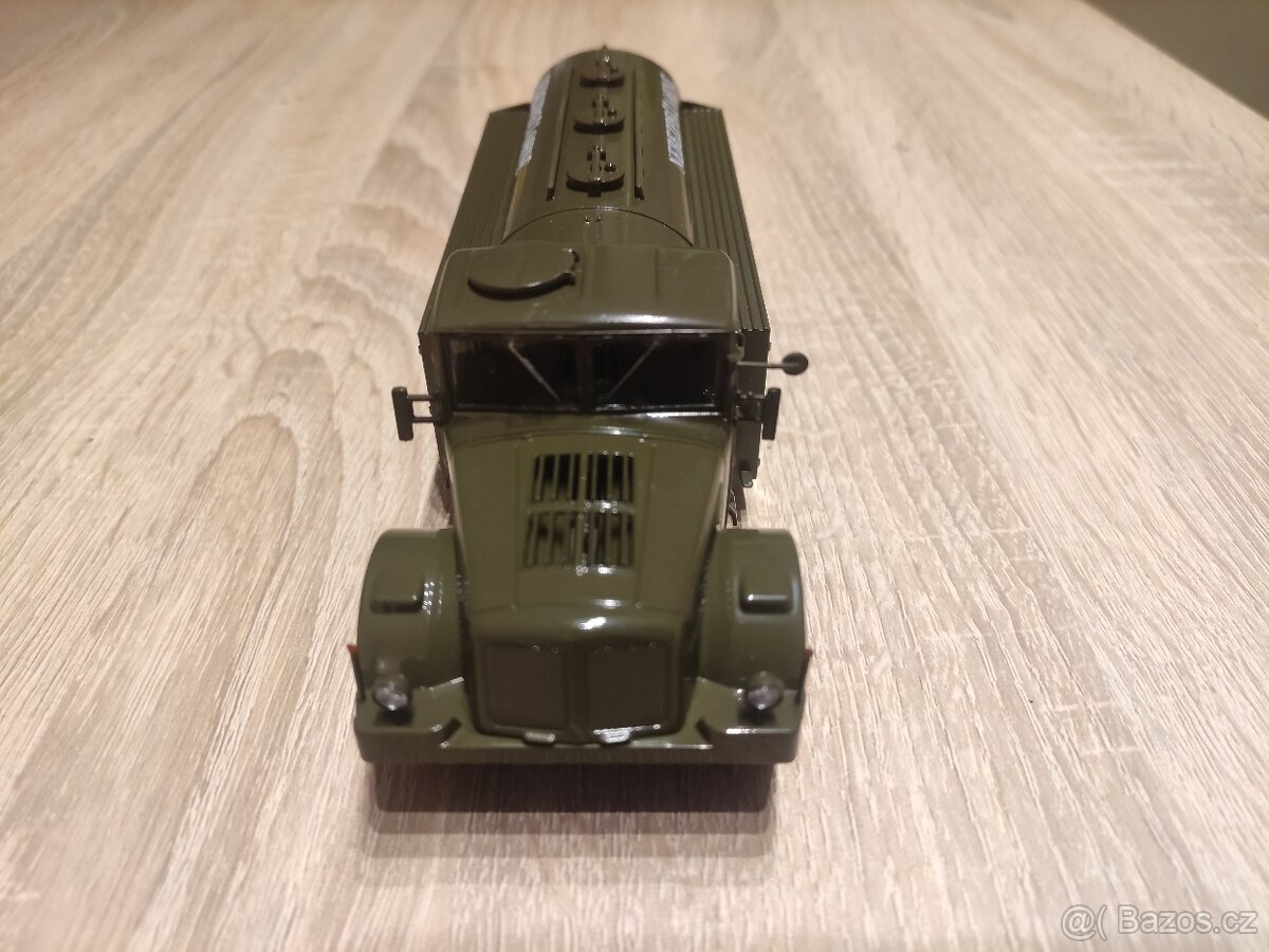 TATRA 111-C 1:43 - 4