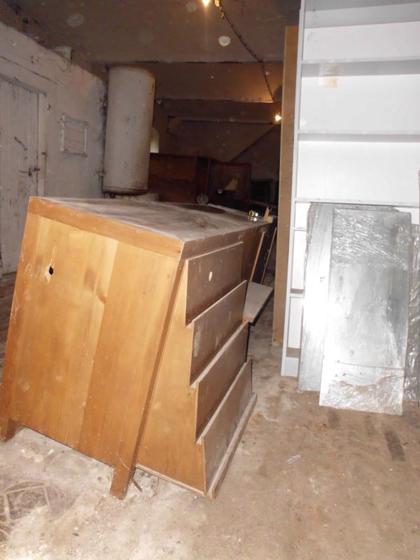 dlouhá skříň - 4