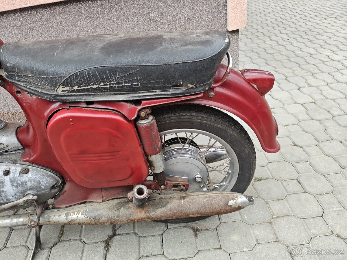 Jawa 350 - 4