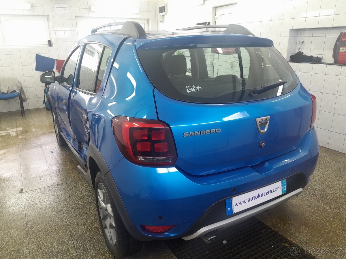 Dacia Sandero 0,9i Stepway - 4
