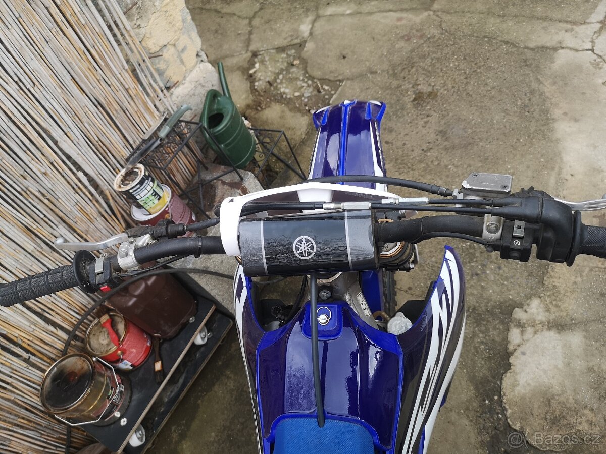 Yamaha yz 250f 2019 se startérem.