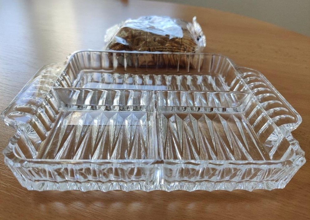 retro servírovací podnos z lisovaného skla - 4