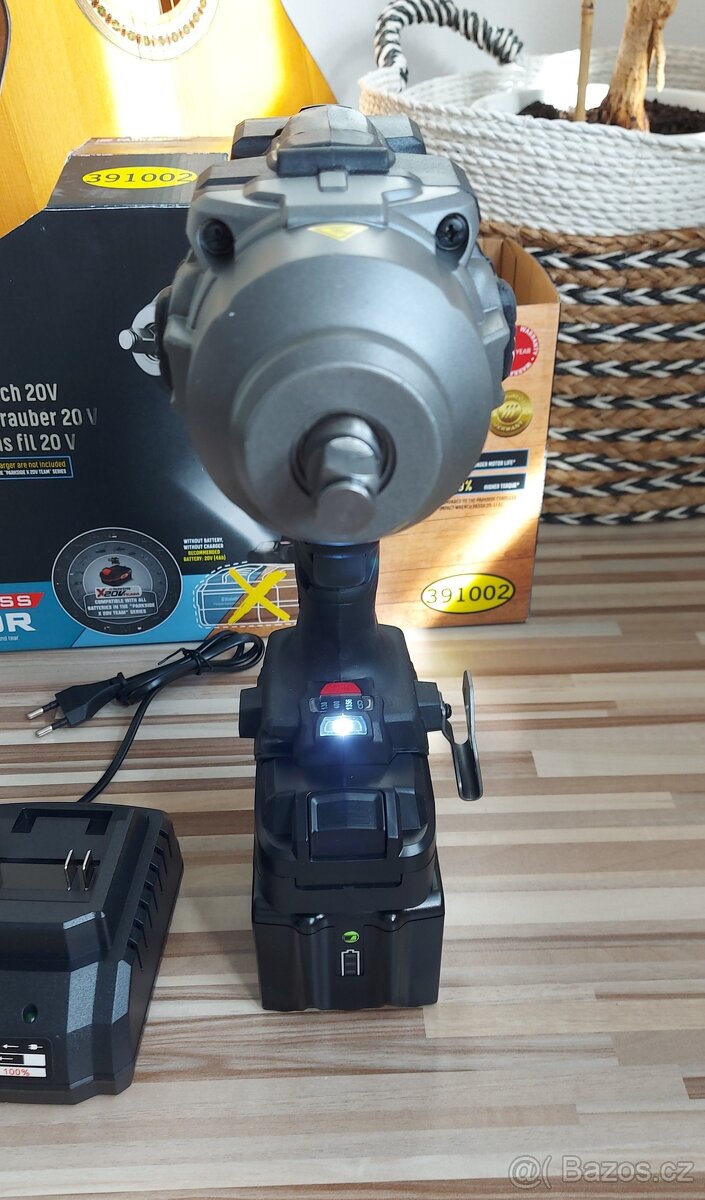 Aku Parkside nářadí, Adaptér-redukce, pro Aku Makita 18V,TOP - 4