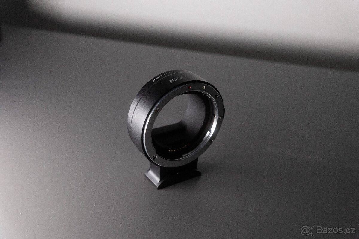 Canon EF 50mm F/1.8 STM + redukce EF/RF - 4